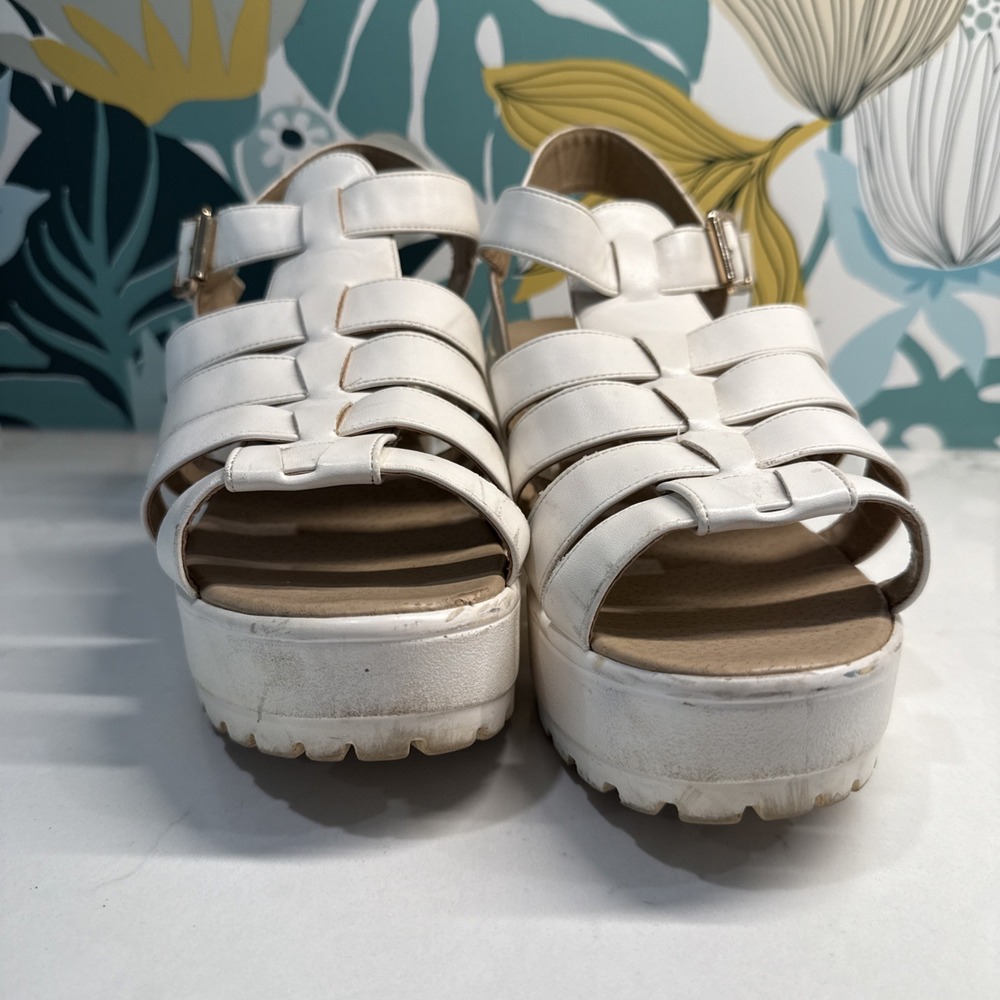 Koi Footwear White Strappy Chunky Heel Platform Sandal Size 8 - Picture 3 of 10